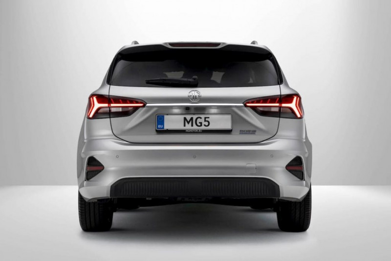 MG reveals new MG5 EV at Goodwood