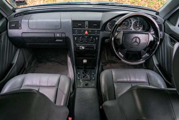 1993 Mercedes-Benz C36 AMG W202 - interior