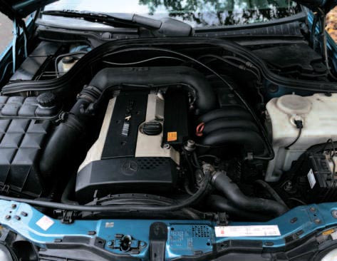 1993 Mercedes-Benz C36 AMG W202 - engine