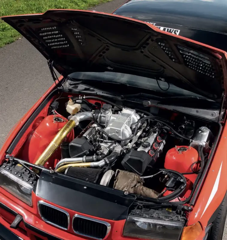 470hp 4.0-litre V8 1UZ, Holset HE400 turbo BMW E36 Drift