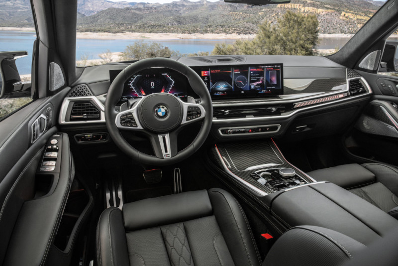 2024 BMW X7 M60i xDrive G07 LCI - interior