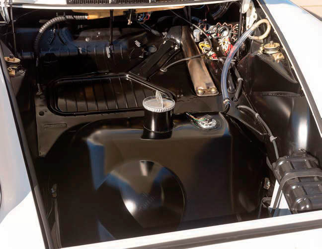 Gaspare Fasulo’s self-built 1967 Porsche 911 R tribute - trunk