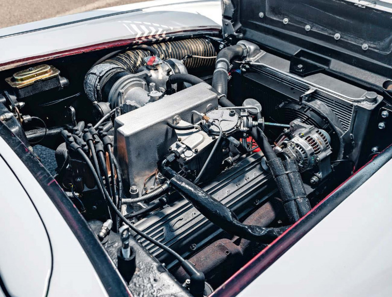 C1 Corvette engine