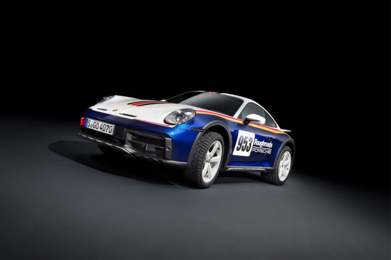 2023 Porsche 911 Dakar 992 breaks cover