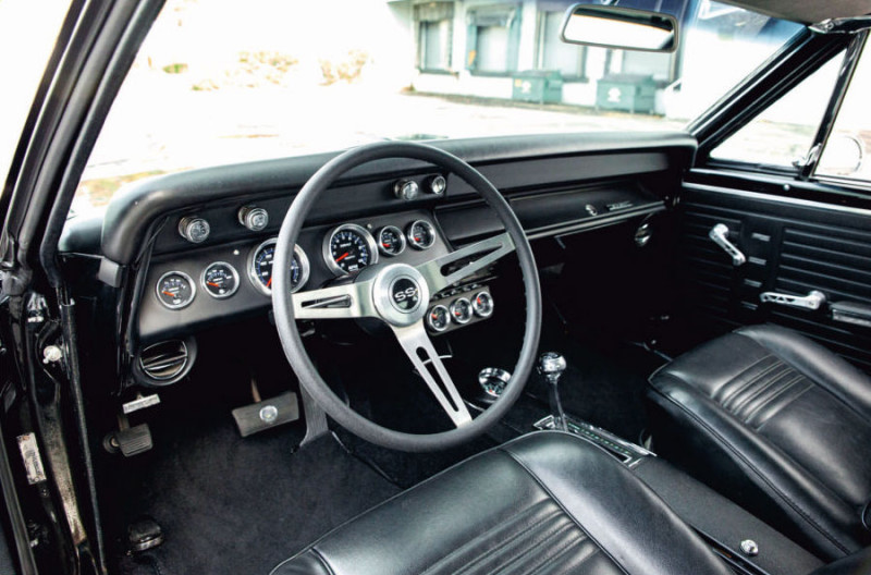 Dart block 555 ci 825bhp 1967 Chevrolet Chevelle - interior