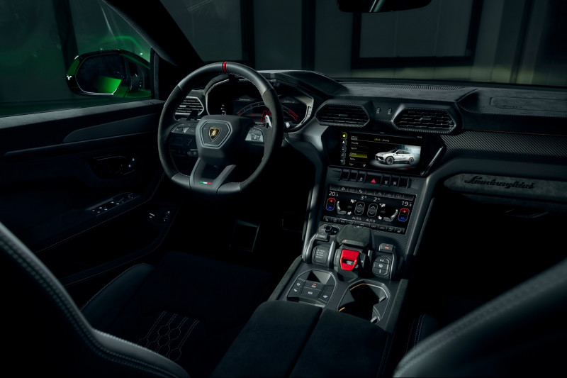666hp for Devilish 2023 Lamborghini Urus Performante - interior