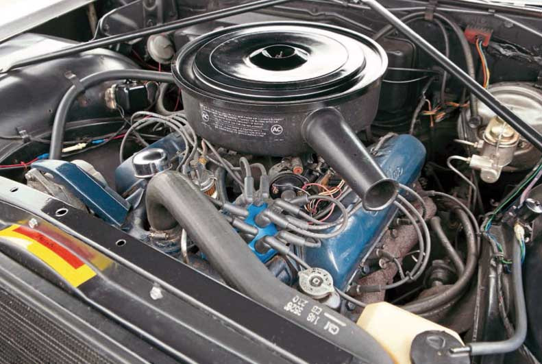 1966 Cadillac Coupe De Ville - engine