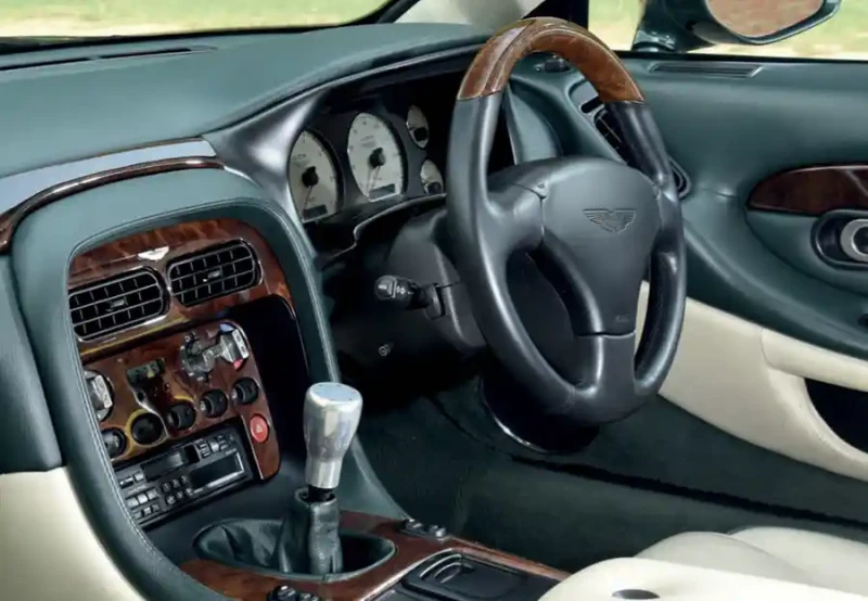 1999 Aston Martin DB7 GTS Coupe - interior