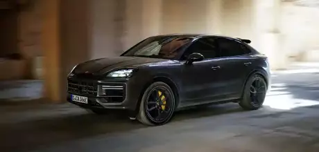 2024 Porsche Cayenne Turbo E-Hybrid Coupe with GT Package (PHEV) 9Y3