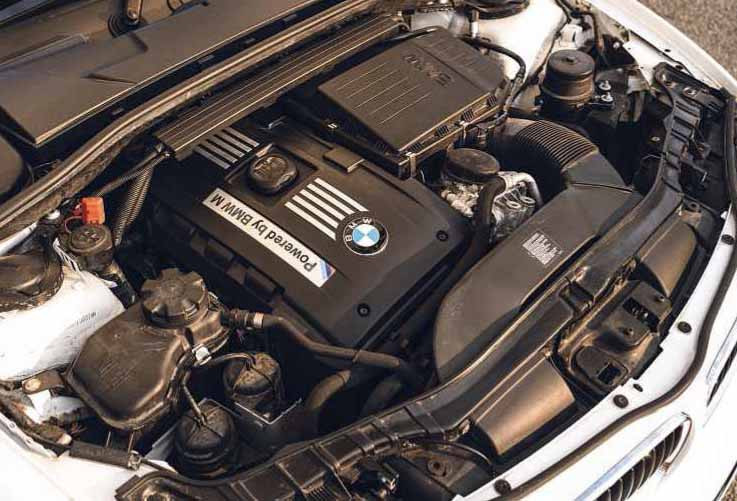 BMW 1 Series M Coupe - engine