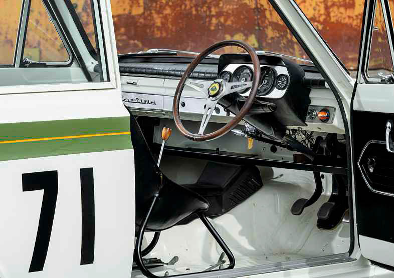 1964 Ford Lotus Cortina - interior