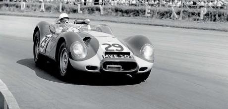 Stirling Moss wins Silverstone with Lister-Jaguar, July 1958